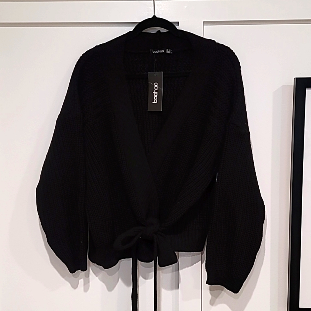 NWT Boohoo US size 22, Black, Chunky Knit, Wrap Sweater